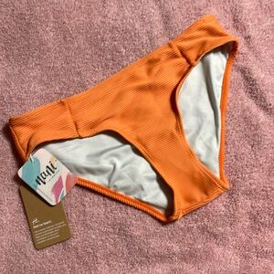 NWT Nani Textured Cora bikini bottoms